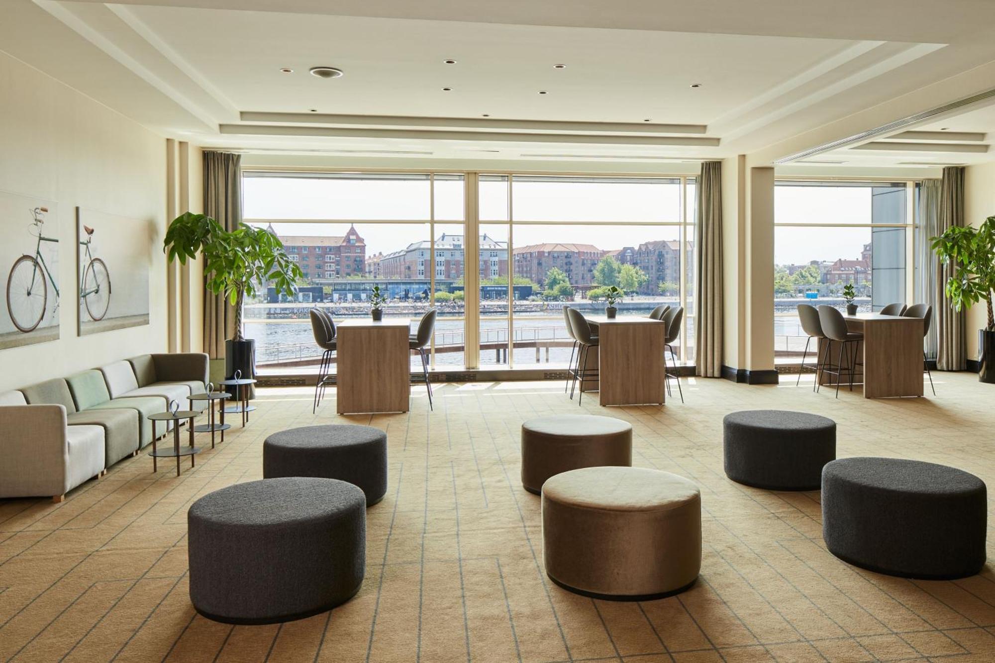 Copenhagen Marriott Hotel Exterior foto The lounge at the airport