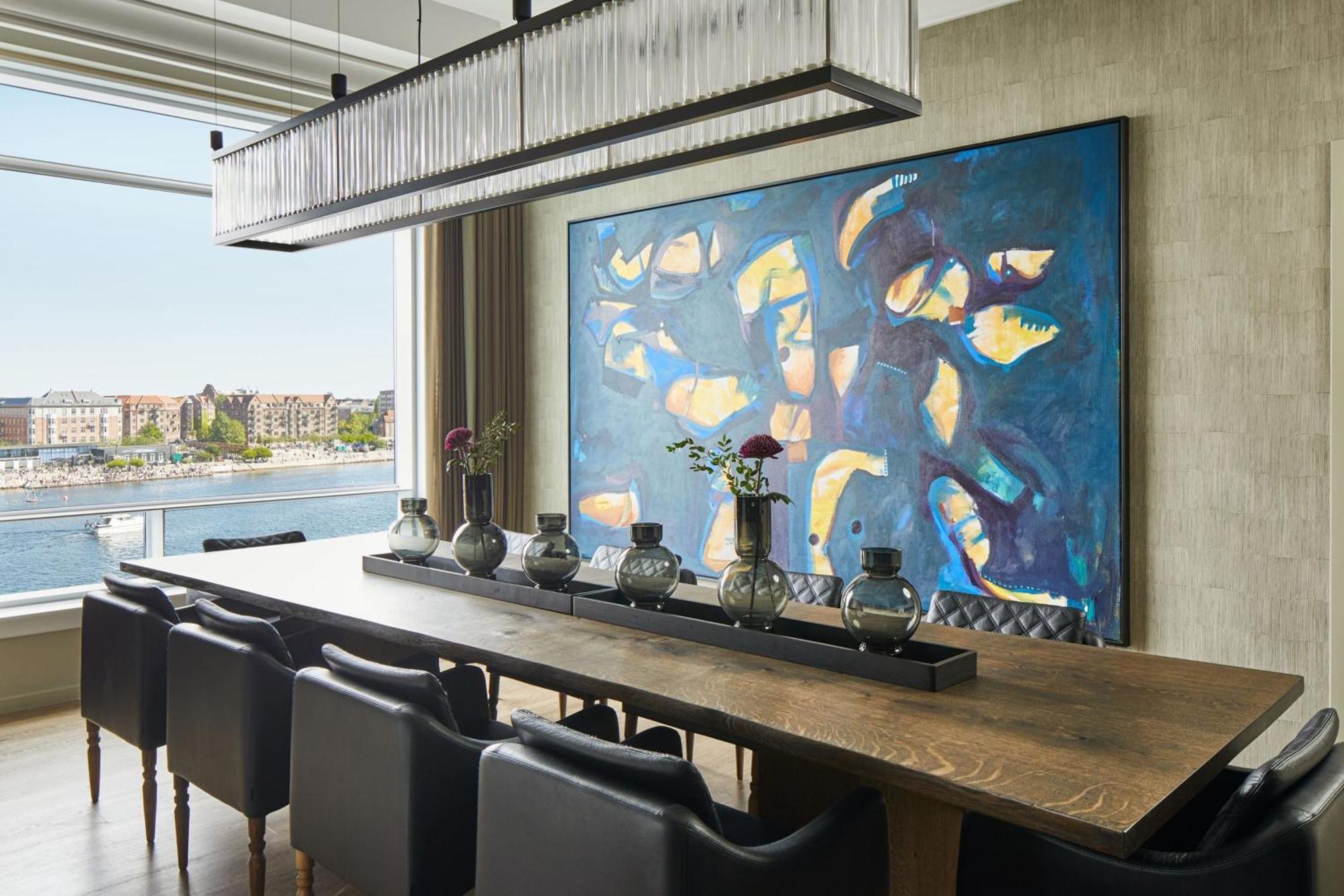 Copenhagen Marriott Hotel Exterior foto A dining room in a penthouse at One Riverbank, 2016